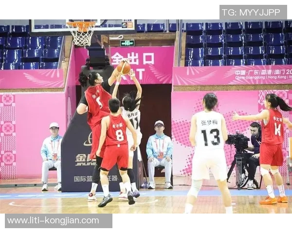 绝对统治力!张子宇仅登场10分钟,13投全中轰下28分