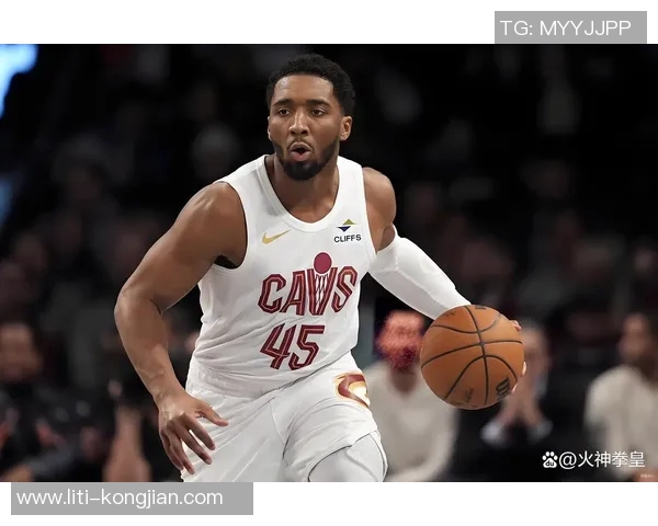 米切尔37分闪耀,骑士逆转雄鹿,字母哥伤退