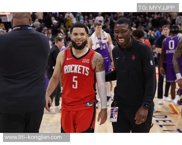 火箭和雄鹿交易频率降低,斯通培养控卫顽固不化,阿门遭遇变相压价